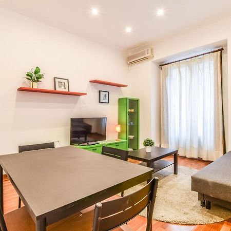 Ferienwohnung Apartamento Puente De Segovia Madrid Exterior foto