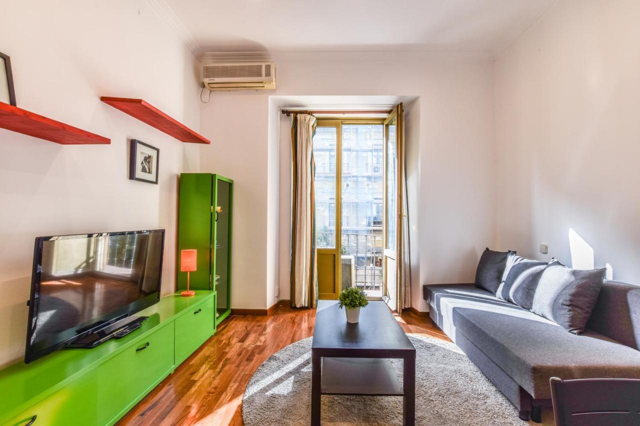 Ferienwohnung Apartamento Puente De Segovia Madrid Exterior foto