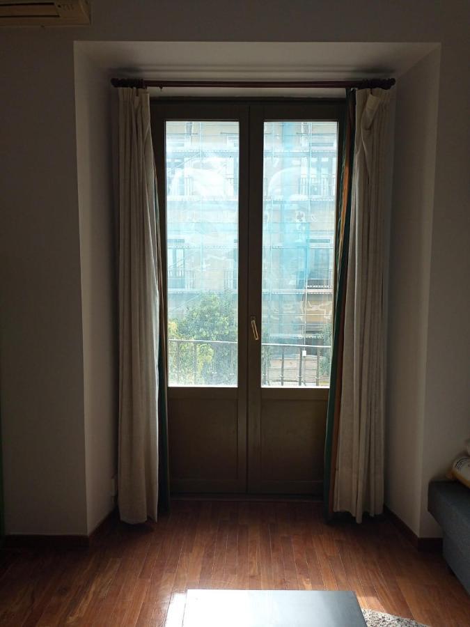Ferienwohnung Apartamento Puente De Segovia Madrid Exterior foto