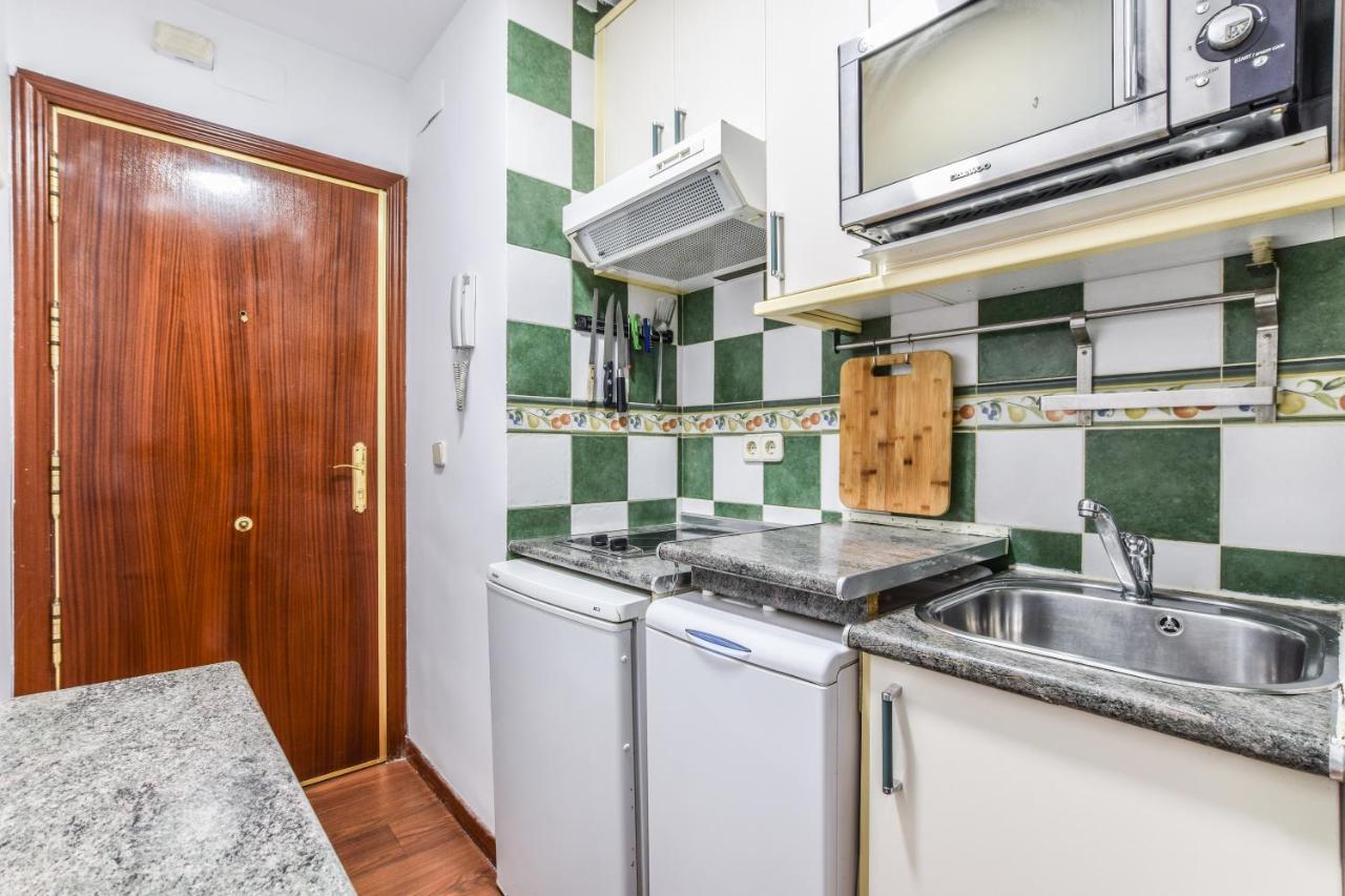 Ferienwohnung Apartamento Puente De Segovia Madrid Exterior foto